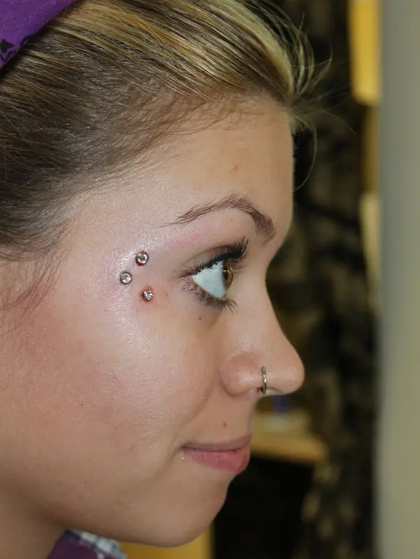 girls piercing
